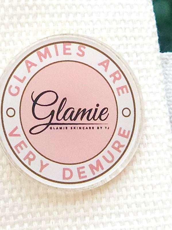 Glamie Demure Pin